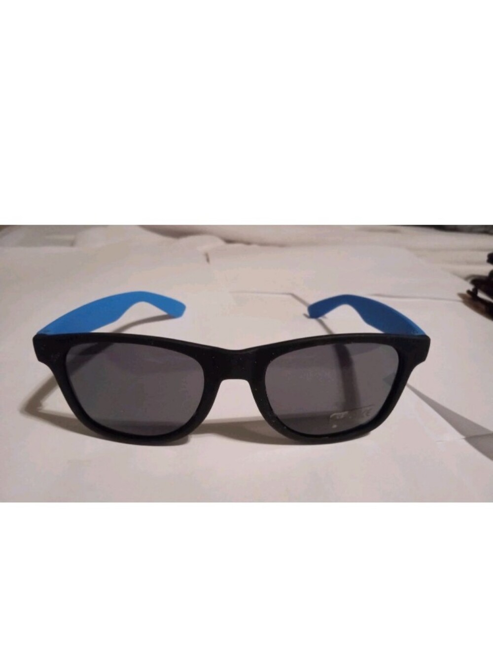 US Reserve Army Air Force Men's Black Frame Sunglasses with Blue Temples
